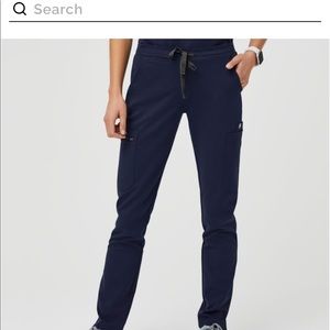 Figs Yola Skinny Scrub pant in navy
